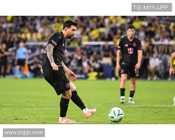 足球明星的日常生活与训练揭秘以及他们对社会的影响与贡献